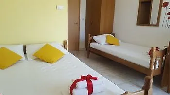 Apartmani Anaandita Novalja Croatia
