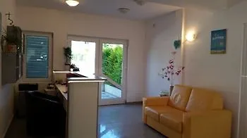 Apartmani Anaandita Novalja Hotel